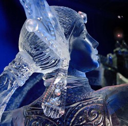 ледяная скульптура