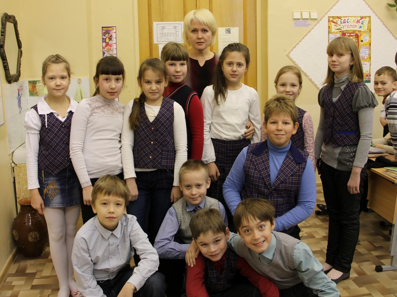 А.В. Балушкина со своими учениками