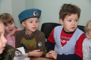 Детский сад в военкомате