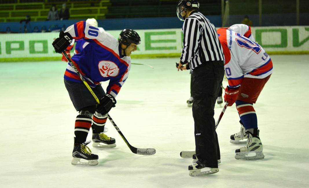 Nhl 16 игра ps3. 15 номер в хоккее. 23. витязь трактор 15 января. пингвинз хоккей нхл.