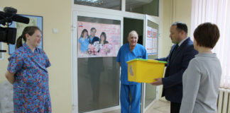 Мамам – в честь двойного праздника! подарок на День матери