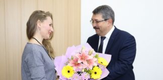 За лучшую педагогическую работу года Карепина, Черепанов