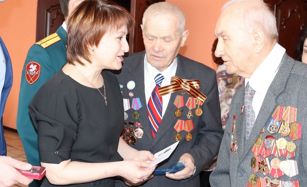 75 лет Победы вручение памятных медалей