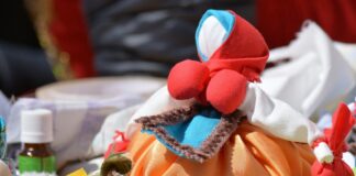 От оберега до декупажа