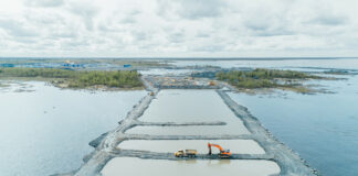 Может сильным и богатым человека сделать атом