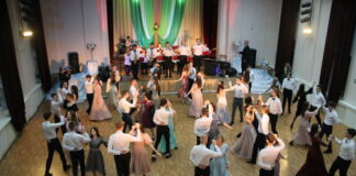 Созвучье душ! Созвучье танцев, созвучье красоты!