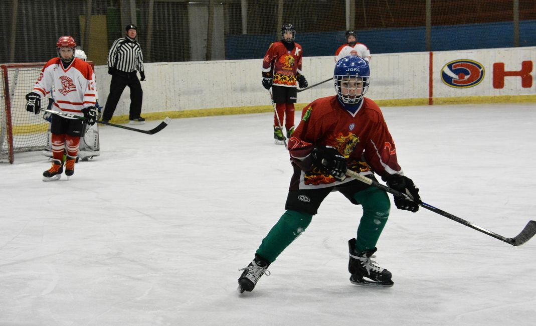 детский турнир по хоккею золотая шайба. золотая шайба имени тарасова новосибирск. г салават хоккей золотая шайба 2007-2008 22 февраля 2022 белые барсы. хк энергия. детский турнир золотая шайба.