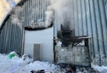 Площадь пожара – больше 20 квадратных метров