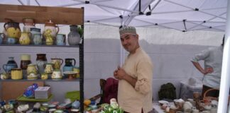 Чайный квартал, мотоциклы-легенды и театр под открытым небом – чем удивляла ярмарка в Ирбите?