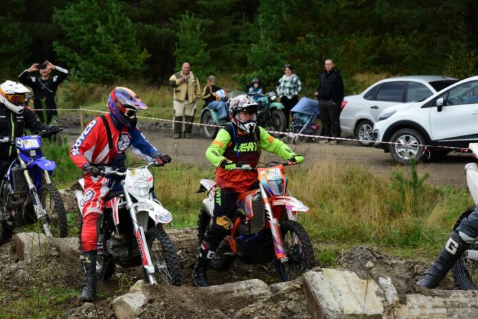 Дарья Поротникова проходит препятствие пролог