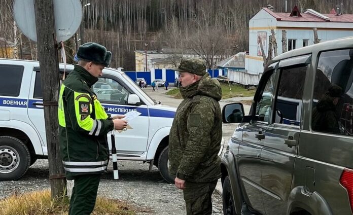 Инспекторы ВАИ во время очередного рейда.