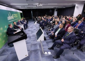 Как удержать население в малых городах?