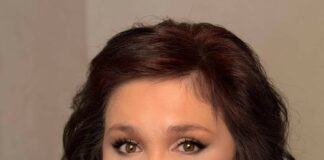 Глаза цвета вишни, характер – из стали