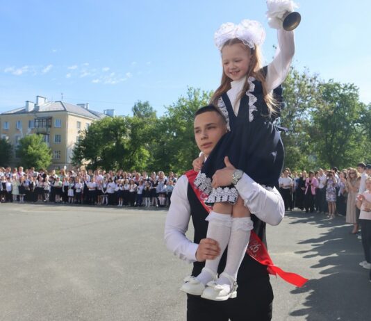 Когда уйдём со школьного двора