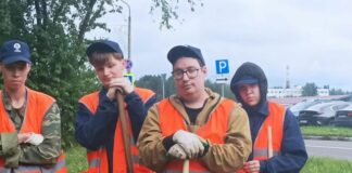 Студенческая бригада трудится на благо комбината