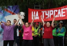 Кто сказал, что дождь испортит праздник? Турслёт комбината прошёл с огоньком