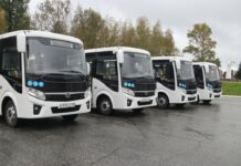 Новые современные автобусы выходят в рейс